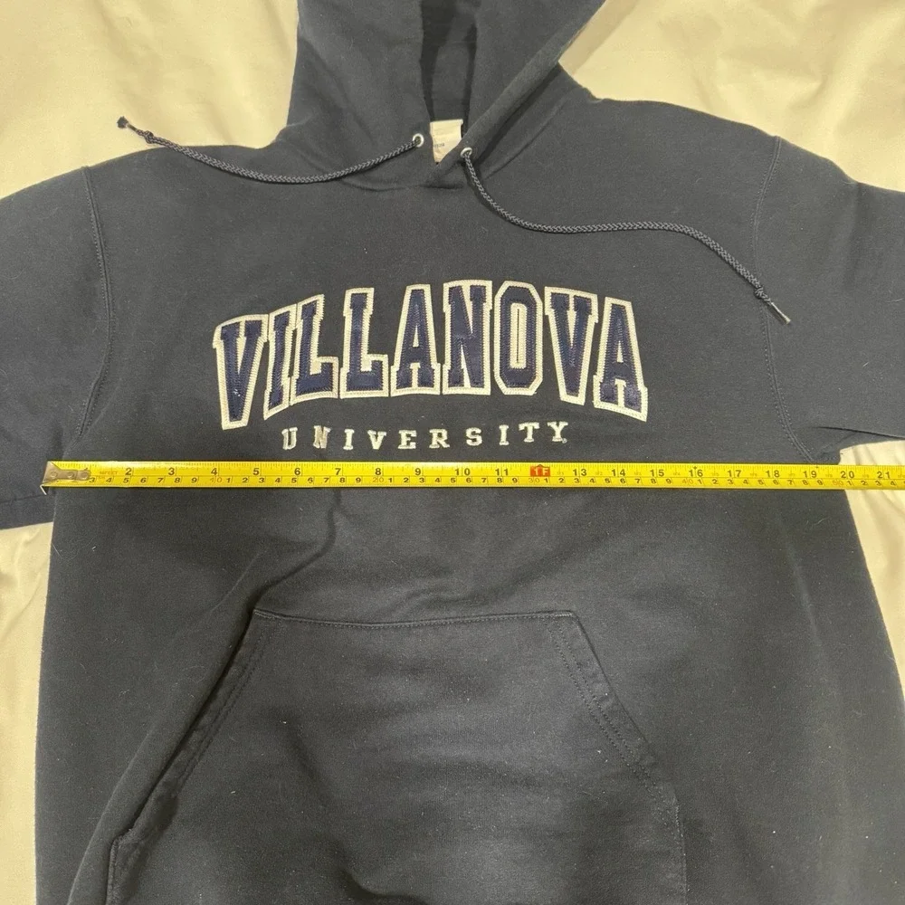 Villanova Wildcats Champion Pullover Hoodie Embroidered Sweatshirt Men's Medium